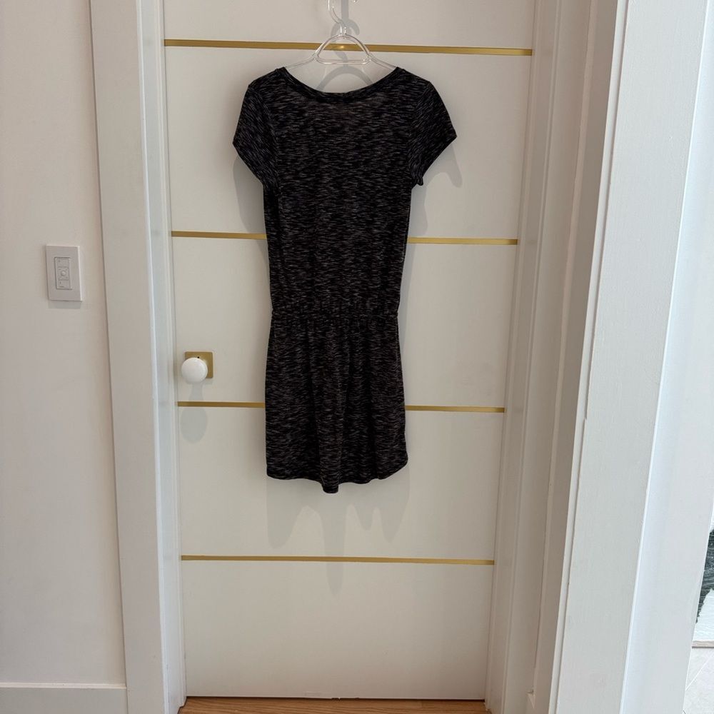 GILLIGAN & O'MALLEY heather gray short sleeve dress drawstring dress XS - Picture 2 of 9